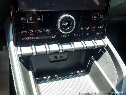 Used 2026 GMC Terrain AT4 w/ Convenience Package III AWD/4WD image 24