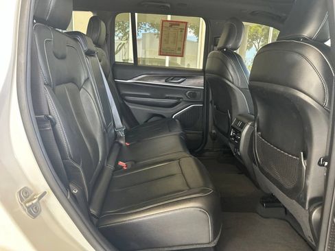Used 2024 Jeep Grand Cherokee Limited 4xe AWD/4WD image 31
