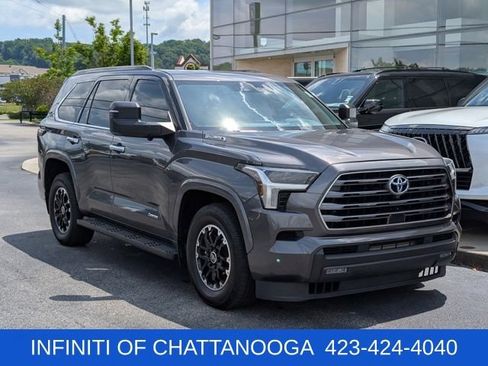 Used 2023 Toyota Sequoia Limited w/ TRD Off-Road Package AWD/4WD image 9