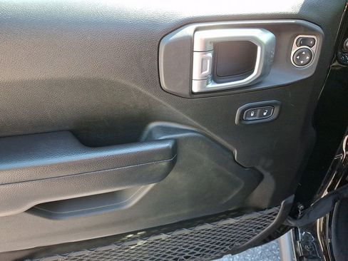 Used 2021 Jeep Wrangler Unlimited Sport AWD/4WD image 15