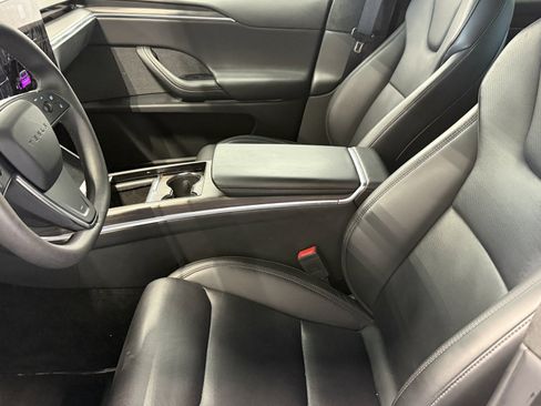 Used 2023 Tesla Model X AWD/4WD image 21