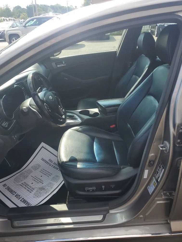 Used 2013 Kia Optima SX w/ Limited Pkg FWD image 10