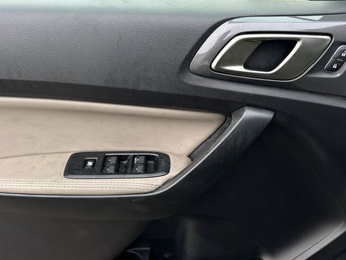 Used 2019 Ford Ranger Lariat w/ Technology Package image 11