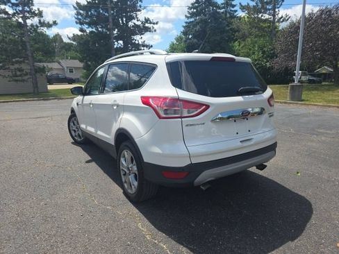 Used 2015 Ford Escape Titanium FWD image 5