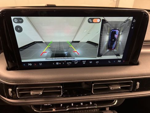 New 2026 Lincoln Aviator AWD image 12