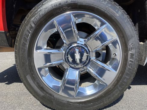 Used 2016 Chevrolet Silverado 1500 LTZ Z71 w/ LTZ Plus Package image 13