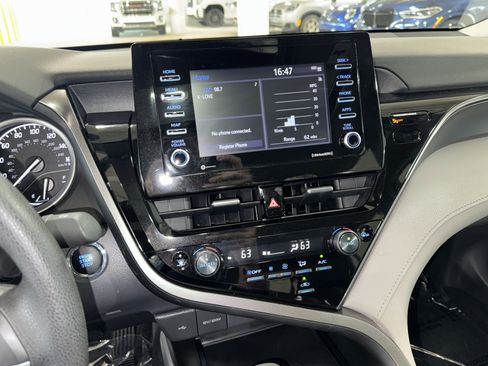 Used 2024 Toyota Camry LE w/ Convenience Package FWD image 25