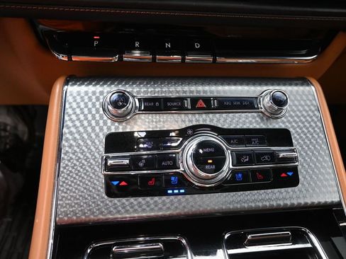 Used 2021 Lincoln Aviator Black Label w/ Dynamic Handling Package image 9