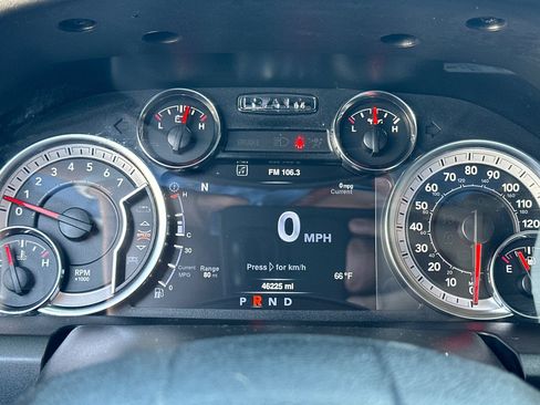 Used 2022 RAM 1500 Tradesman w/ Electronics Group AWD/4WD image 23