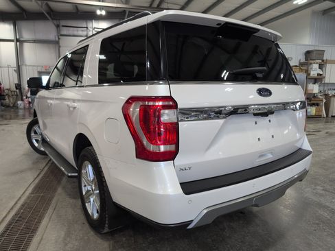 Used 2019 Ford Expedition XLT w/ Equipment Group 202A image 4