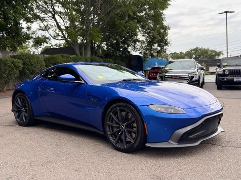 Used 2020 Aston Martin V8 Vantage Coupe RWD image 9
