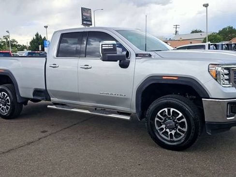 Used 2022 GMC Sierra 2500 SLT w/ Driver Alert Package I AWD/4WD image 2