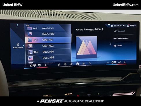 Certified 2025 BMW 530i xDrive w/ M Sport Package AWD/4WD image 8