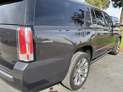 Used 2015 GMC Yukon XL Denali w/ Premium Package AWD/4WD image 10