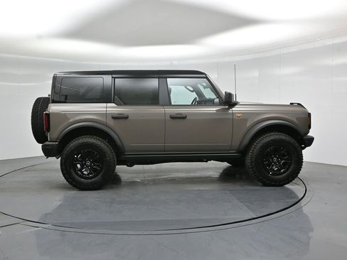 New 2026 Ford Bronco Badlands AWD/4WD image 25