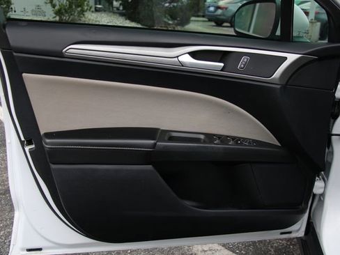 Used 2020 Ford Fusion S FWD image 12