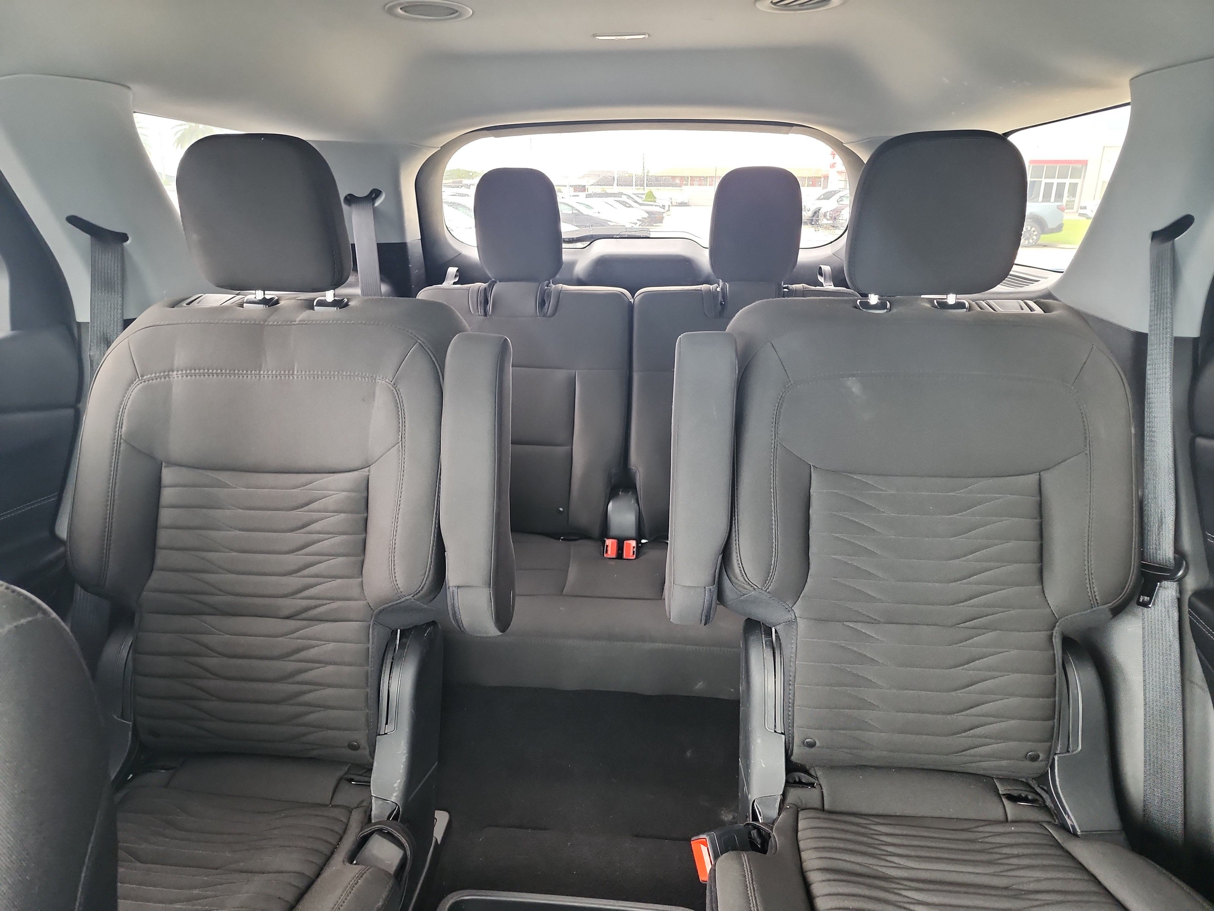 Used 2021 Ford Explorer XLT RWD image 18