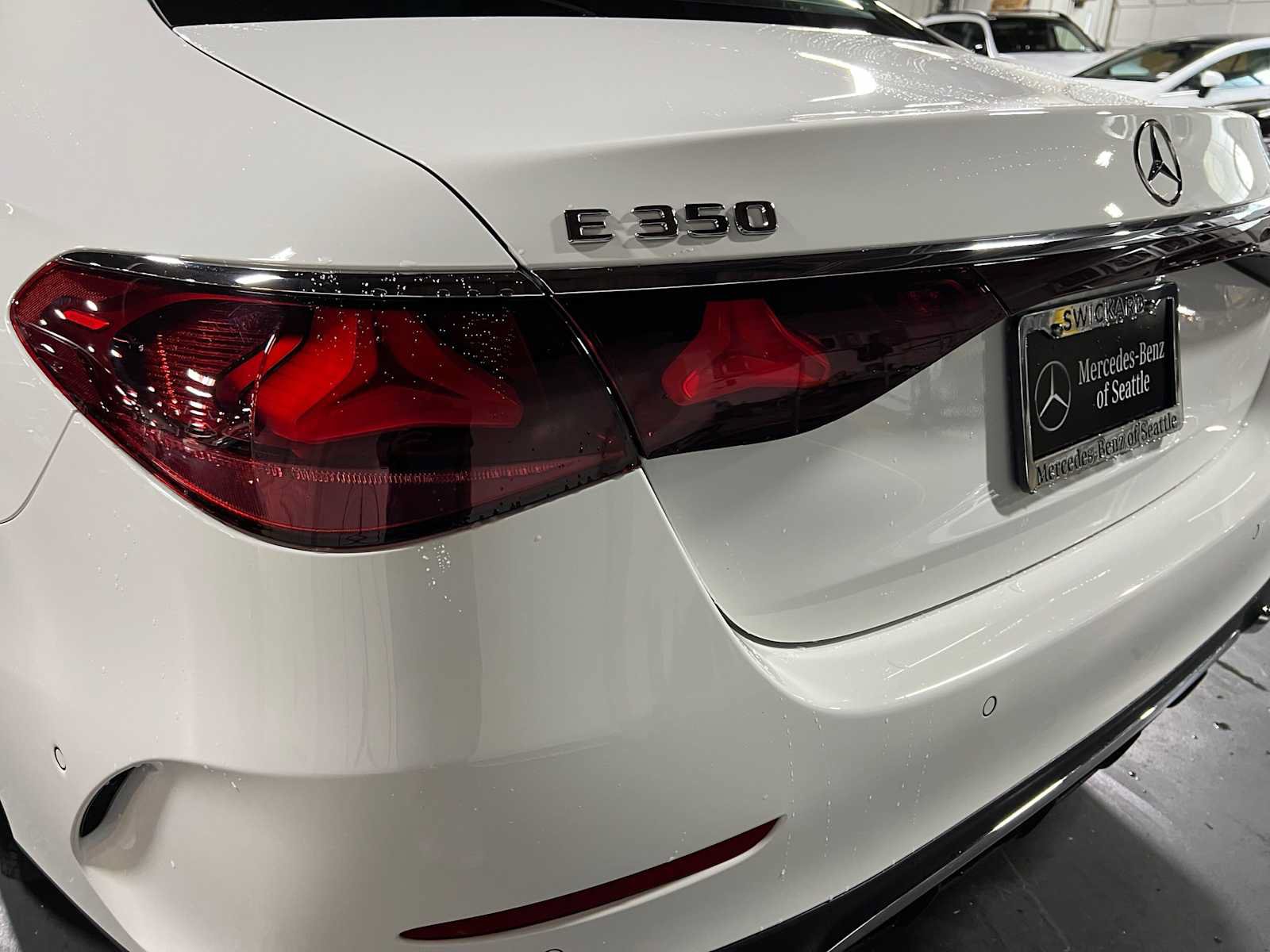 Used 2025 Mercedes-Benz E 350 Sedan image 14