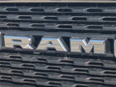 Used 2024 RAM 2500 Big Horn image 12