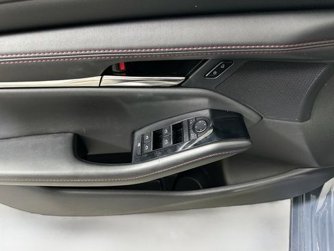 Used 2024 MAZDA MAZDA3 s image 15