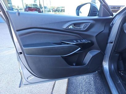 Certified 2025 Chevrolet Trax RS w/ Sunroof Package