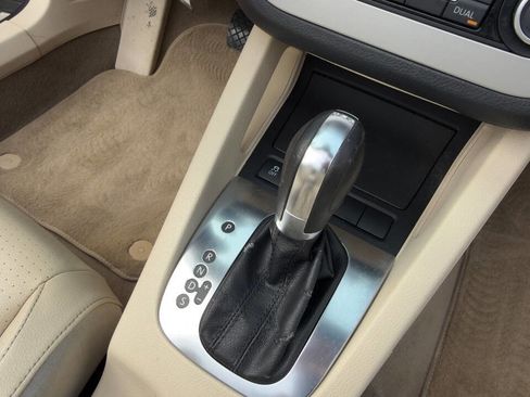 Used 2012 Volkswagen Eos Komfort image 32