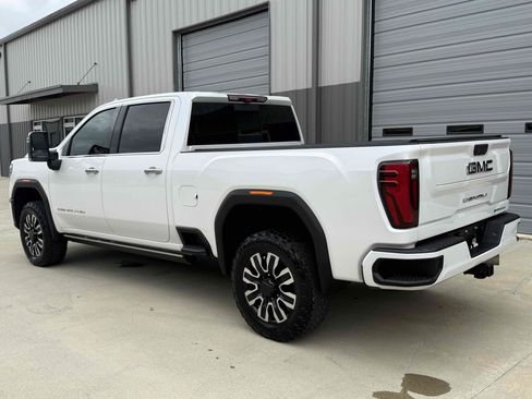 Used 2024 GMC Sierra 2500 Denali Ultimate AWD/4WD image 26