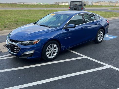 Used 2023 Chevrolet Malibu LT image 3
