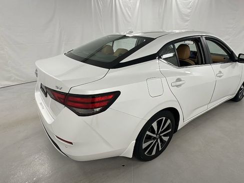 Used 2023 Nissan Sentra SV w/ SV Premium Package image 3