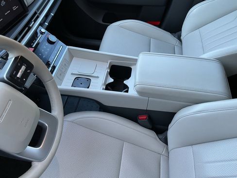 Used 2025 Hyundai Santa Fe SEL image 39