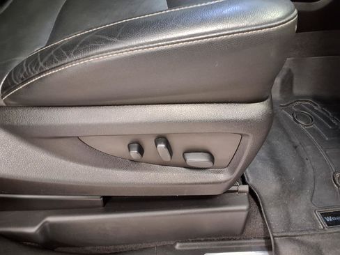 Used 2019 Chevrolet Tahoe LT RWD image 11