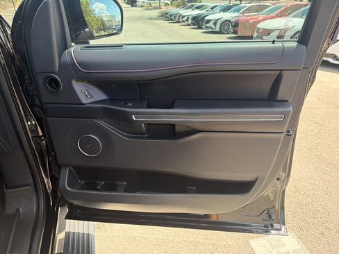 Used 2023 Ford Expedition Max Limited AWD/4WD image 40