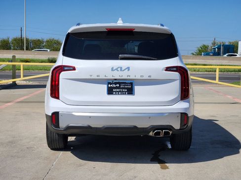 Used 2024 Kia Telluride S image 5