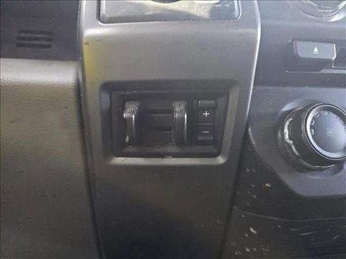 Used 2018 Ford F250 XLT w/ XLT Value Package image 17