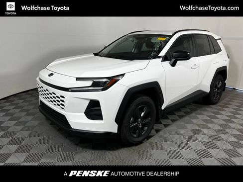 Used 2026 Toyota RAV4 LE AWD/4WD image 1