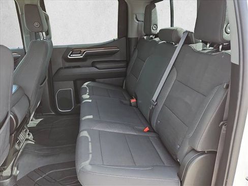 Used 2022 Chevrolet Silverado 1500 LT w/ Convenience Package II AWD/4WD image 17