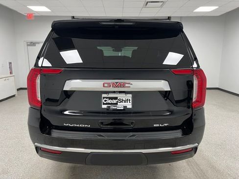 Used 2024 GMC Yukon SLT AWD/4WD image 9