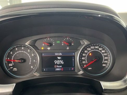 Used 2024 Chevrolet Traverse Limited LT image 39