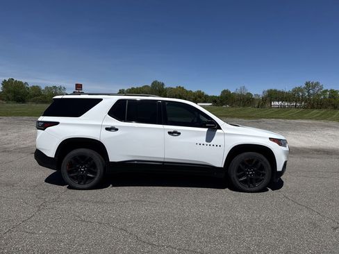 Used 2018 Chevrolet Traverse Premier w/ Redline Edition FWD image 9