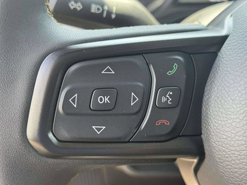 Used 2024 Jeep Wrangler Unlimited Sport AWD/4WD image 19