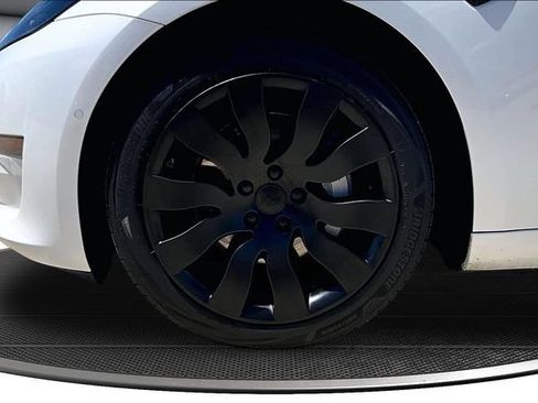 Used 2021 Tesla Model 3 Standard Range Plus RWD image 30