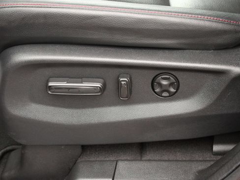 Used 2024 Honda Odyssey Sport image 13