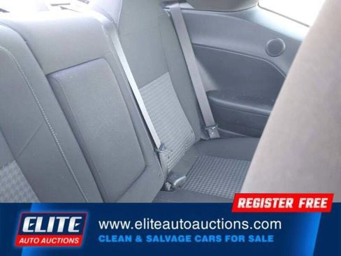 Used 2021 Dodge Challenger GT AWD/4WD image 15