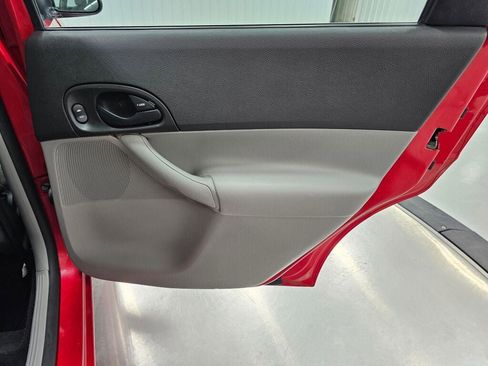 Used 2006 Ford Focus S image 22