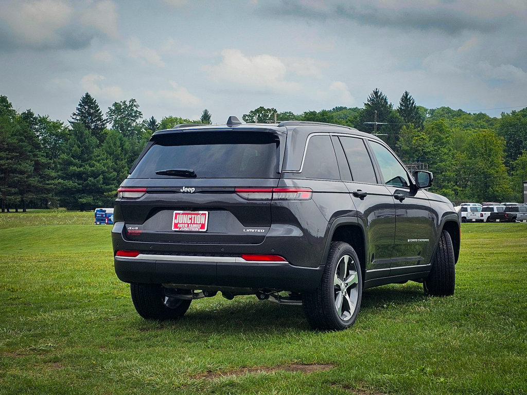 New 2026 Jeep Grand Cherokee Limited AWD/4WD image 3