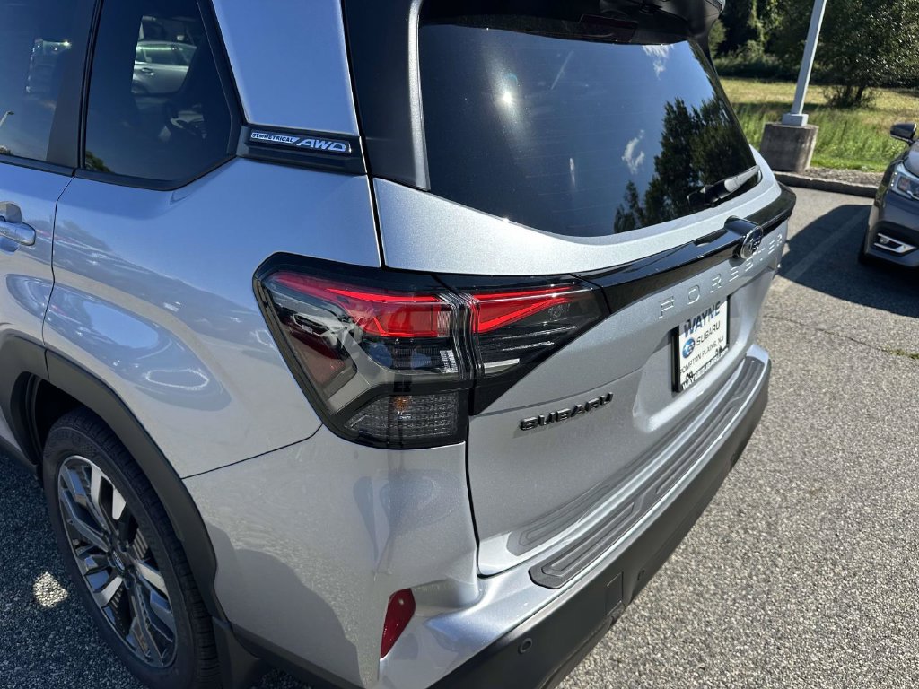 New 2026 Subaru Forester Touring AWD/4WD image 8