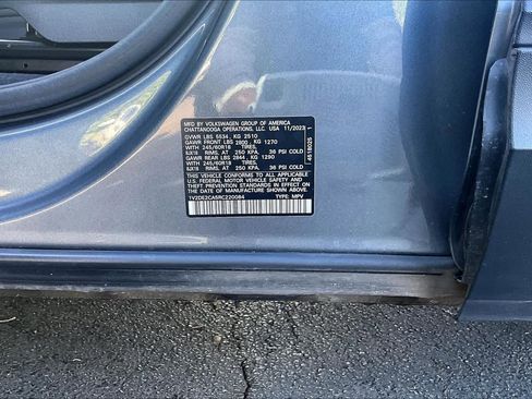 Used 2024 Volkswagen Atlas Cross Sport SE image 34