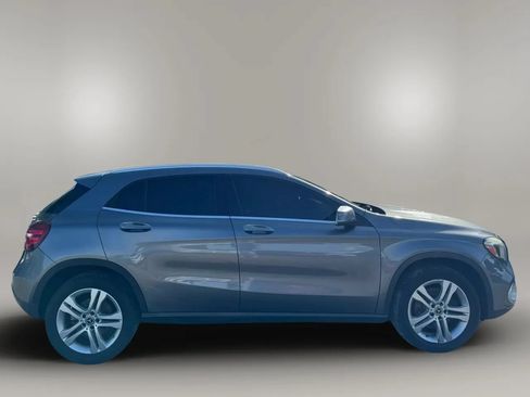 Used 2018 Mercedes-Benz GLA 250 w/ Premium Package image 6