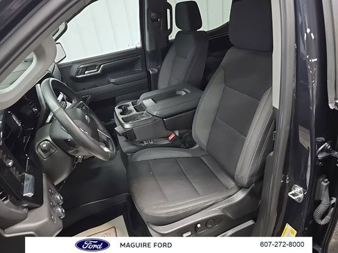 Used 2023 Chevrolet Silverado 1500 RST AWD/4WD image 32