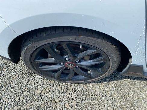 Used 2019 Hyundai Veloster Turbo R-Spec image 15